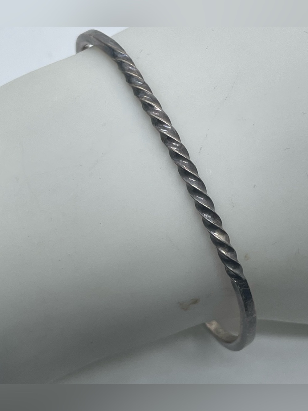 Vintage Signed LEE Sterling Silver Twisted Bangle Bracelet Minimalist Stacking